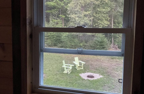 Balderson House | Disconnect to connect, heal within the hug of the forest.