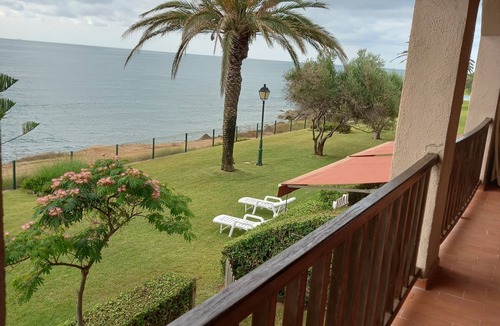 Alcanar Apartment | Disconnect with fabulous ocean views, ideal for families.