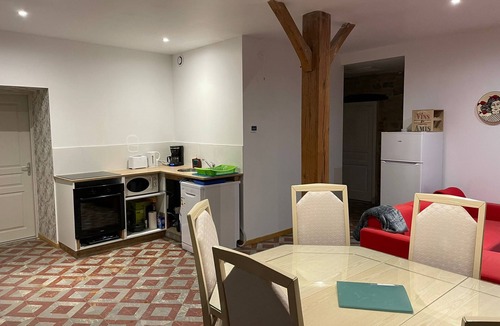 Saint-Jean-de-Vaux Apartment | Disconnecting in the vineyards