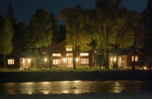 South Fork Cabin | Discount Golf, Free Kayaking, Rafting and Snowshoeing