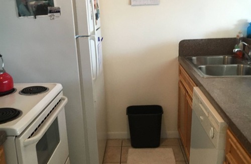 Corpus Christi Condo | Discounted 30 Day Minimum Stay. 2bd. 2bth. Private 2nd floor Condo & balconies.