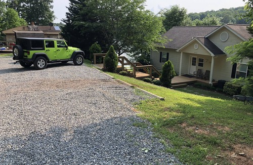 Smith Mountain Lake House | DISCOUNTED RATE First Week of June! Gentle Slope, No Wake Cove, Large Dock.
