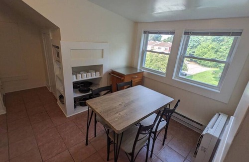 Perryville Apartment | Discounted Stays | 2BR | Dog-Friendly | King | A/C