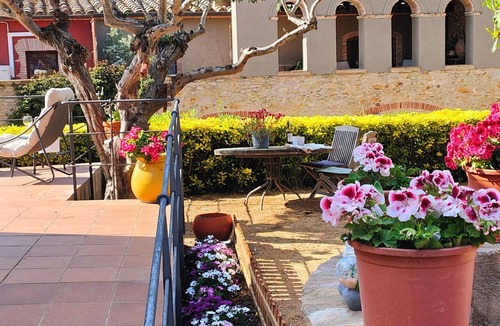 Pals House | Discover CAN SAIS, your ideal refuge in Pals.