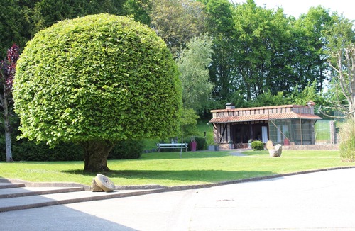 Lanches-Saint-Hilaire House | "Discover Charm and Comfort - An Unforgettable Stay Awaits You!"