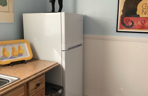 Damariscotta Apartment | Discover Coastal charm, just a quick 26-min drive away