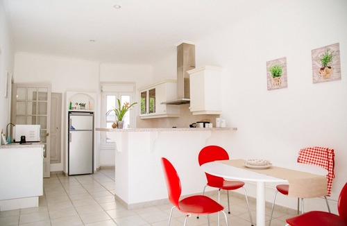 Lezignan-Corbieres House | Discover Corbières, Cathar country, air-conditioned gîte near the Mediterranean, Rivers