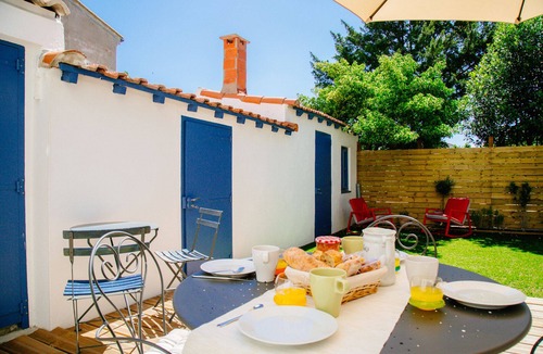 Lezignan-Corbieres House | Discover Corbières, Cathar country, air-conditioned gîte near the Mediterranean, Rivers