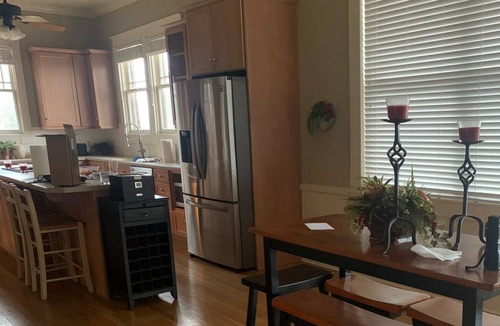 Russellville House | Discover Dardanelle charm, steps away from Arkansas River