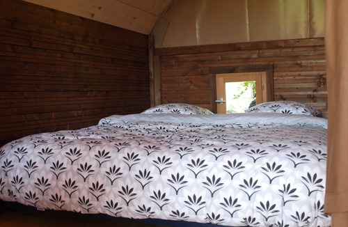 Saint-Dizier-Leyrenne Cabin | Discover the charms of the French countryside - eco & rural tourism