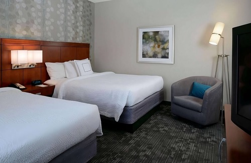 South Kansas City Hotel | Discover Kansas City! 2 Pet-Friendly Units, Short Drive To Nelson Atkins Museum!