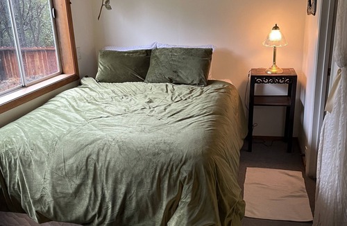 Almonte Apartment | Discover Mill Valley charm