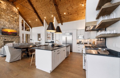 Ridges Over the Lake Cabin | Discover Pool Paradise w/Breathtaking Lake Views