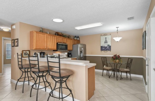 Summerhill Villa | Discover Relaxation and Fun in a Charming Patio Villa with a Golf Cart!