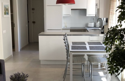 Sitges Town Center Condo | Discover Sitges, steps from the beach. 3 BRM + 2 BATH
