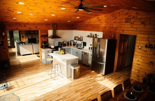 Roscoe Cabin | Discover The Hidden Pond