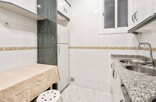 Sant Antoni Apartment | Discover the perfect monthly rental in the heart of Barcelona!