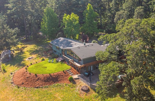 Corvallis House | Discover: The Rivendell Retreat