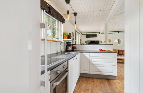 Allingabro House | Discover this holiday home in a good location on Djursland for a relaxing holiday.
