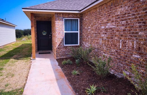 Yukon House | Discover this stylish 3-bedroom home, perfect for a comfortable stay.