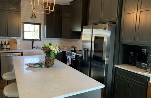 Midway Cottage | Discover Your Perfect Getaway: Cottage in the Heart of Horse & Bourbon Country!