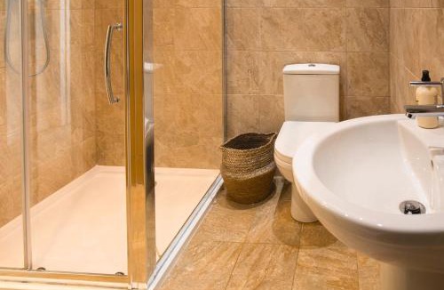 Cropthorne House | Discovery Barn - Luxury 2 Bed Barn Conversion!