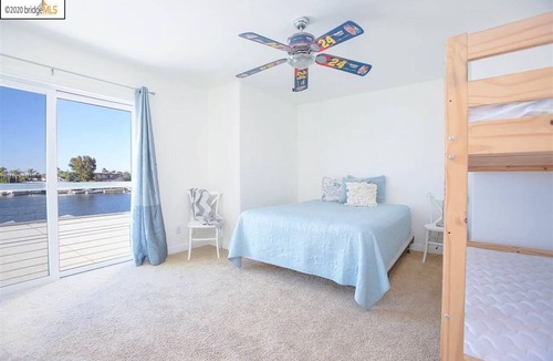 Discovery Bay House | Discovery Bay Fast Water Gem