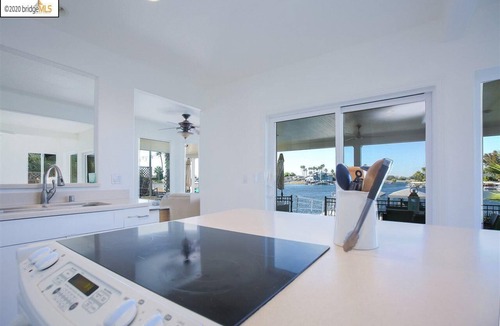 Discovery Bay House | Discovery Bay Fast Water Gem