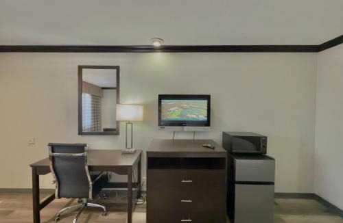 Midvale Hotel | Discovery Inn