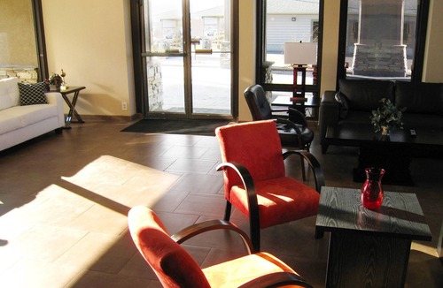 Midvale Hotel | Discovery Inn