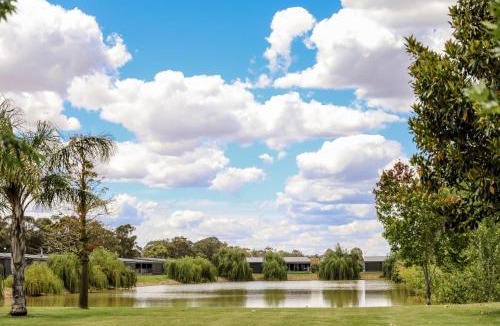 Moama Resort | Discovery Parks - Moama Waters