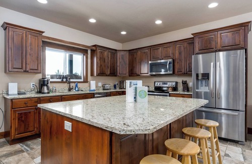 Georgetown Ski Chalet | Discovery View - Hot Tub & EV Ready