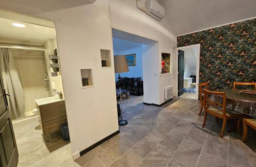 Mouroux Apartment | Disney 1