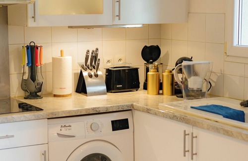 Bussy-Saint-Georges Apartment | Disney Charming House Hyper Centre Station Direct