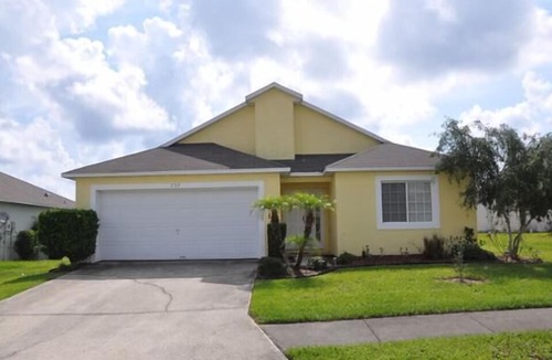 Hillcrest Estates House | Disney Fun - Hillcrest House 737