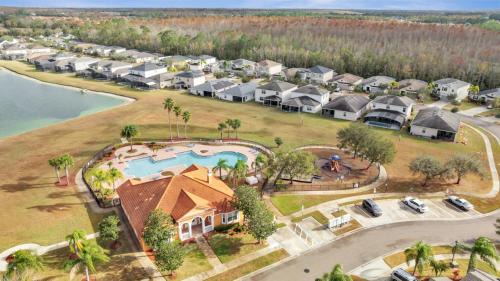 Crystal Cove House | Disney Getaway Pool Gated Resort Near Parks