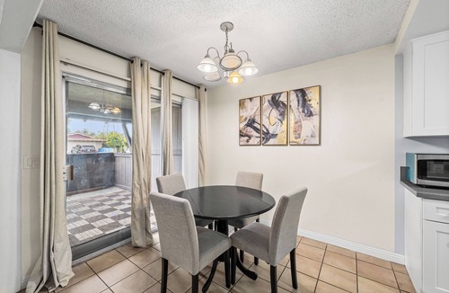 Southwest Anaheim Condo | Disney/Knotts Berry Condo! 12 mins ride to Disney