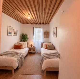 Chanteloup-en-Brie Apartment | Disney Paris Big Family Home 8-10pers 2parking