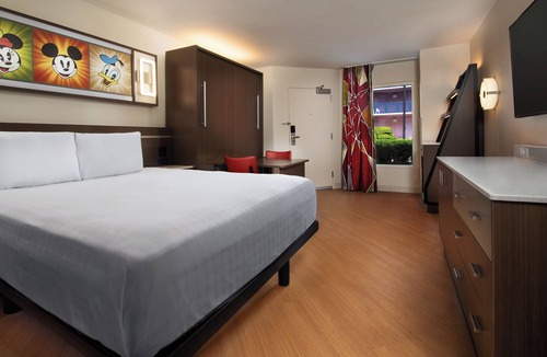 Bay Lake Resort | Disney's All-Star Movies Resort