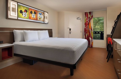 Bay Lake Resort | Disney's All-Star Movies Resort