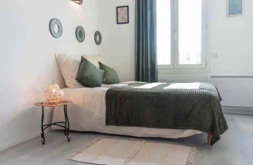 Bussy-Saint-Georges Apartment | Disneyland Paris - Cosy Studio 3 min. RER A