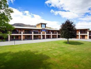 Omarama Hotel | Distinction Heritage Gateway Hotel