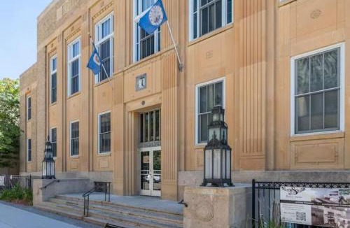 Downtown Apartment | District Attorney's Office