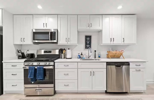 Columbia Heights House | District Den - Walk Score 99 + Private Parking