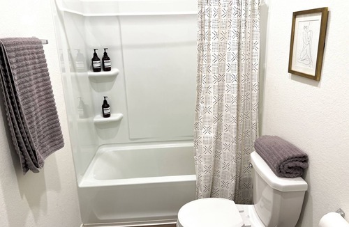 Pflugerville House | Dive into Luxury: Your Retreat in North Austin - Full Amenity House