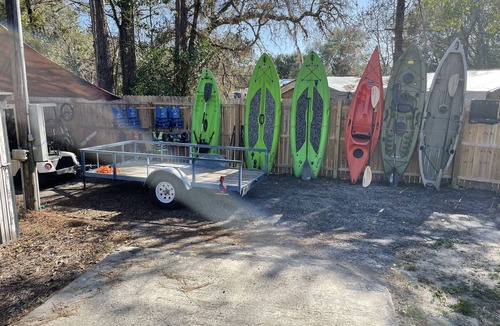 Dunnellon Cottage | “Divers Inn” on The Rainbow River