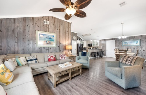 Safe Harbor House | Diving Dolphin | Pet Friendly + Private Pool