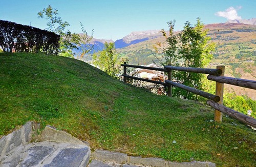 Montchavin Apartment | Divisible studio near slopes, 4 pers., parking, nice view