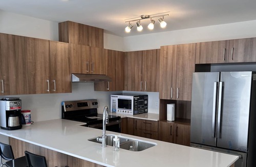 Brossard Condo | Dix30 Brossard top/3rd floor 2-bedroom new condo