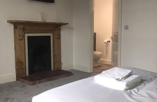 Market Bosworth Bed & Breakfast | Dixie Arms